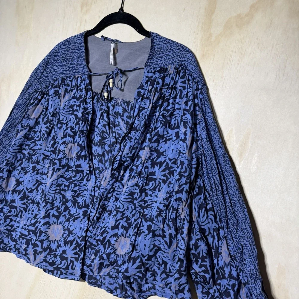 Free People Boho Floral Peasant Crop Top Women's M Blue Balloon Sleeve Blouse
